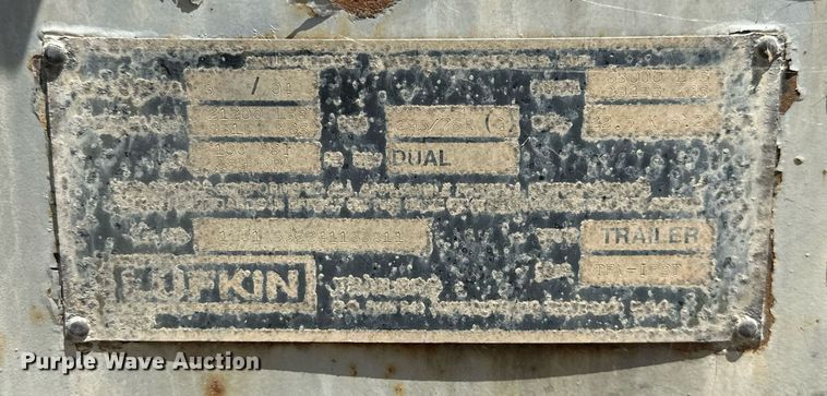 image for item ML9081 2004 Lufkin TFV-IPST  dry van trailer