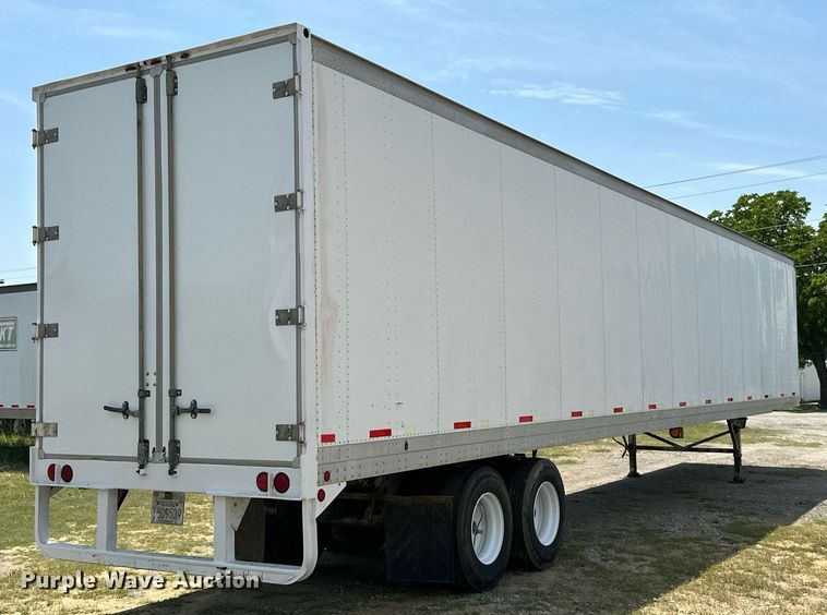 image for item ML9082 2004 Lufkin TFV-IPST  dry van trailer
