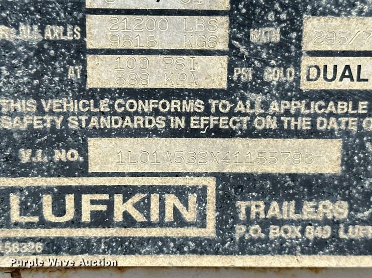 image for item ML9082 2004 Lufkin TFV-IPST  dry van trailer