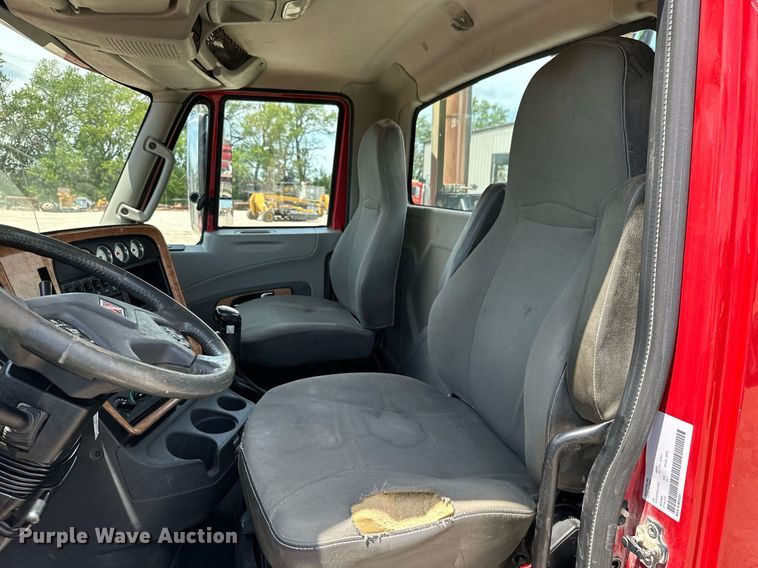 image for item ML9097 2017 International ProStar 122  semi truck