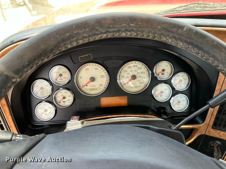 image for item ML9097 2017 International ProStar 122  semi truck