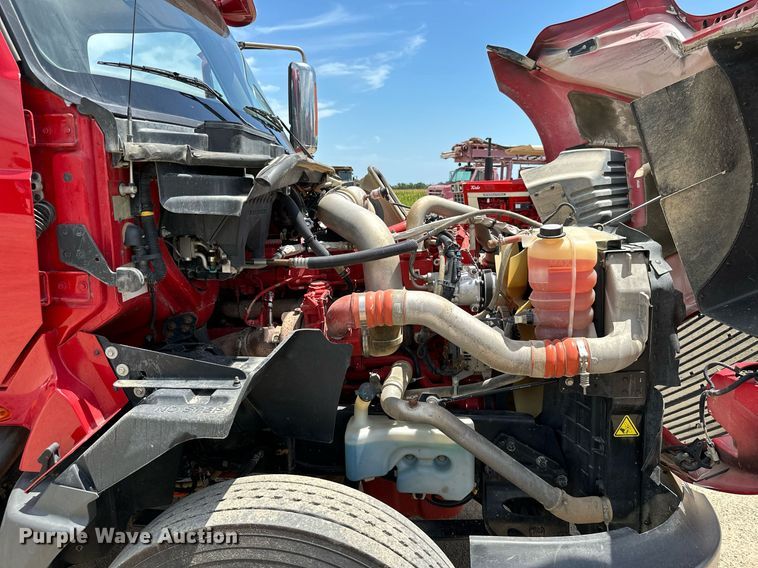 image for item ML9097 2017 International ProStar 122  semi truck