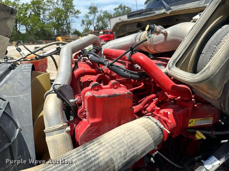 image for item ML9097 2017 International ProStar 122  semi truck