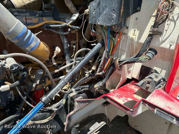 image for item ML9098 2003 International 9400i  semi truck