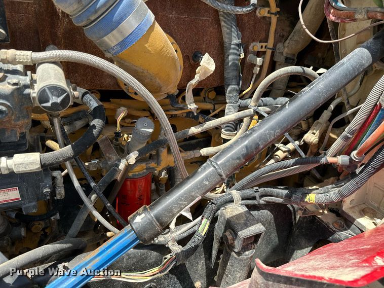 image for item ML9098 2003 International 9400i  semi truck