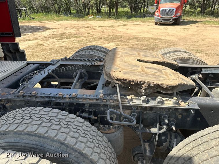 image for item ML9105 2013 International ProStar  semi truck