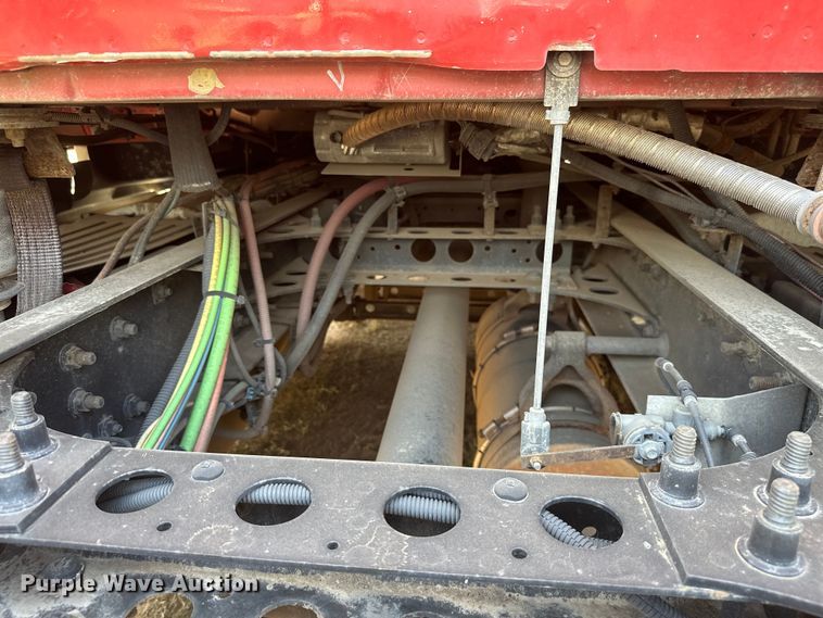 image for item ML9105 2013 International ProStar  semi truck