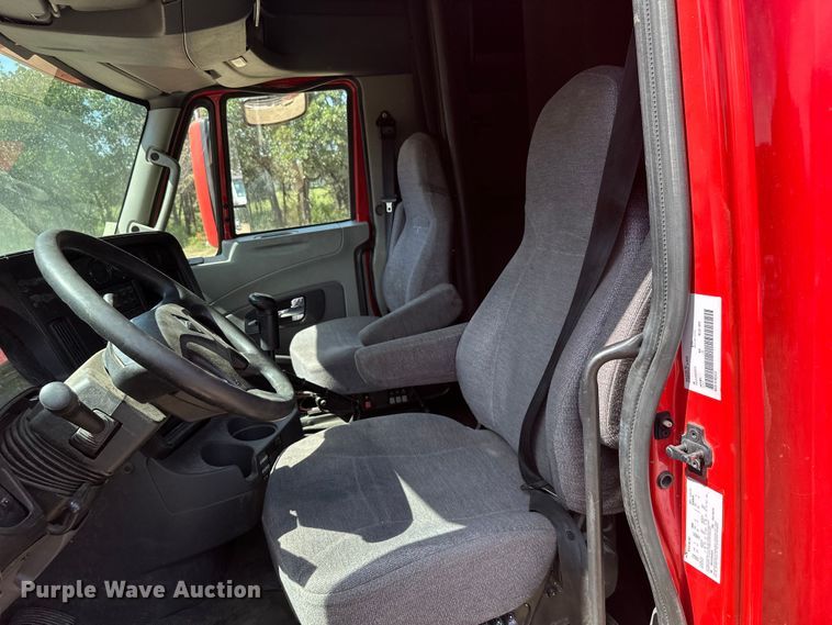 image for item ML9105 2013 International ProStar  semi truck