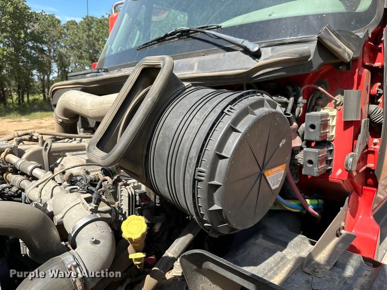 image for item ML9105 2013 International ProStar  semi truck