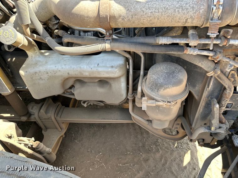 image for item ML9105 2013 International ProStar  semi truck