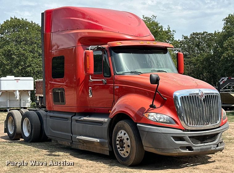 image for item ML9106 2013 International ProStar  semi truck