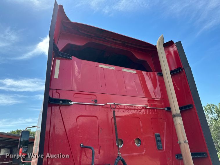 image for item ML9106 2013 International ProStar  semi truck