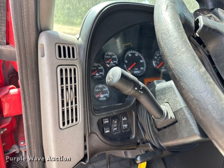 image for item ML9106 2013 International ProStar  semi truck