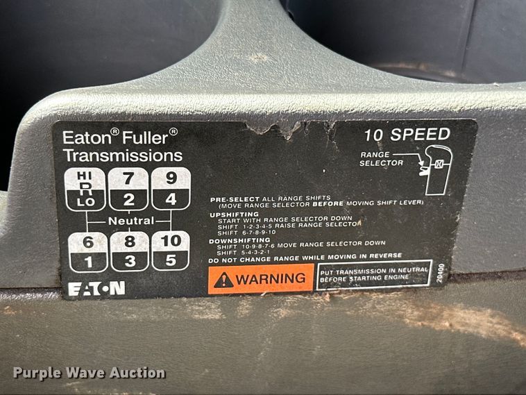 image for item ML9106 2013 International ProStar  semi truck