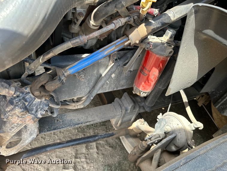 image for item ML9106 2013 International ProStar  semi truck