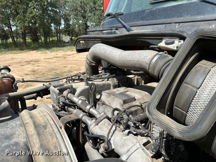 image for item ML9106 2013 International ProStar  semi truck