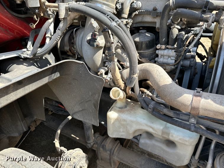 image for item ML9106 2013 International ProStar  semi truck