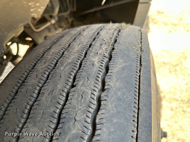 image for item ML9106 2013 International ProStar  semi truck