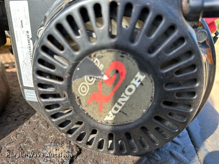 image for item ML9107 1997 Ford F800  flatbed truck