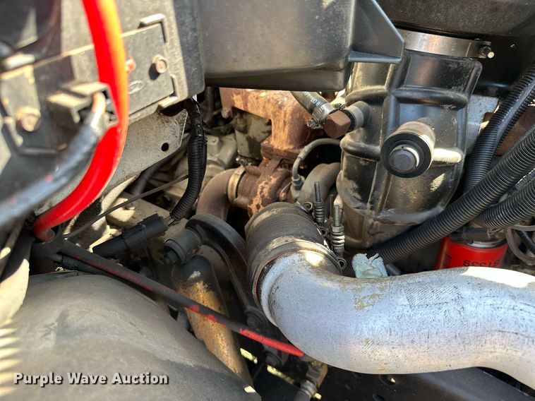 image for item ML9107 1997 Ford F800  flatbed truck