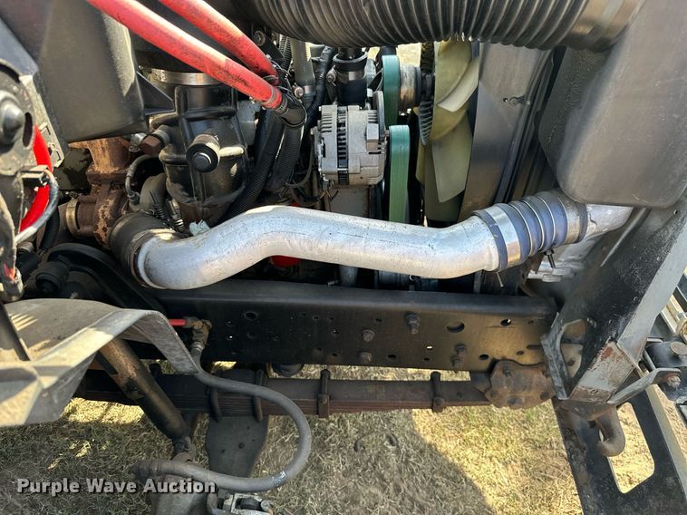 image for item ML9107 1997 Ford F800  flatbed truck