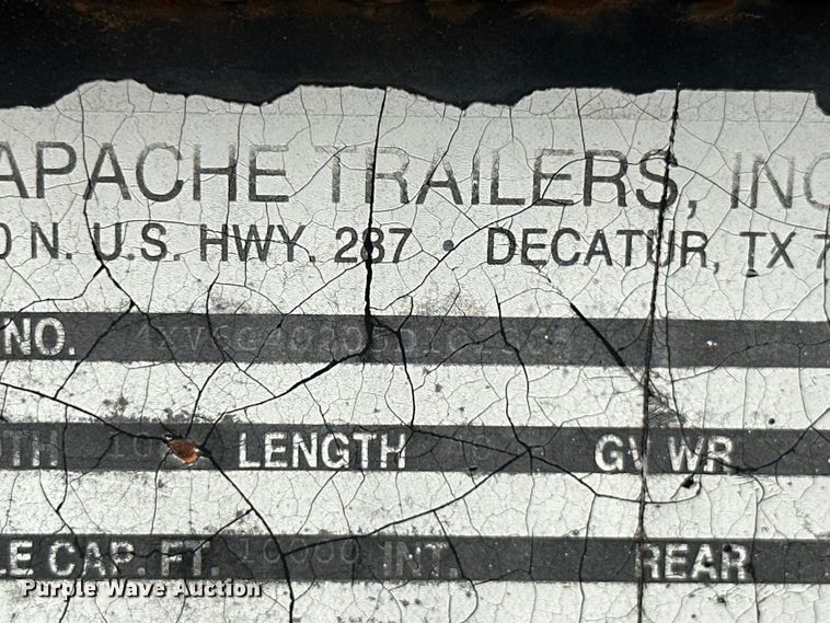 image for item ML9109 2005 Apache  flatbed trailer