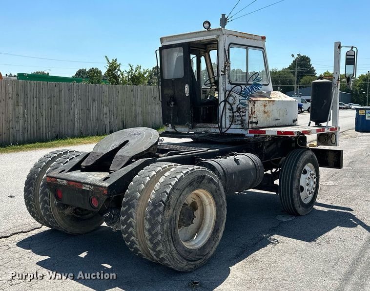 image for item ML9117 1985 Ottowa YT30  yard truck