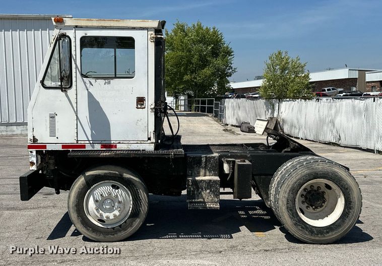image for item ML9117 1985 Ottowa YT30  yard truck