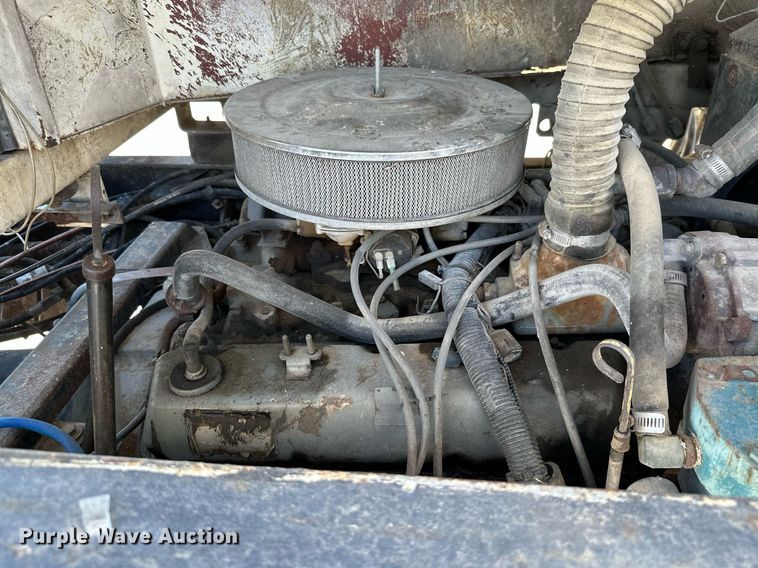 image for item ML9117 1985 Ottowa YT30  yard truck