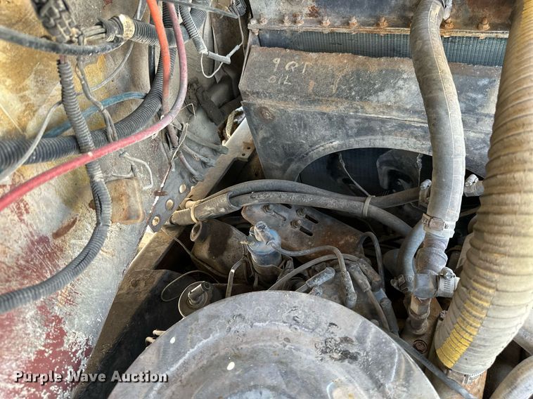 image for item ML9117 1985 Ottowa YT30  yard truck