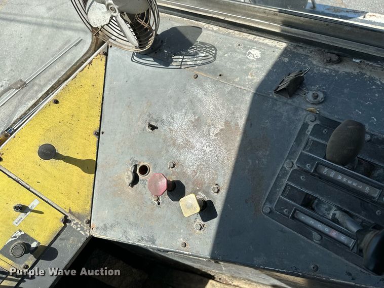 image for item ML9117 1985 Ottowa YT30  yard truck