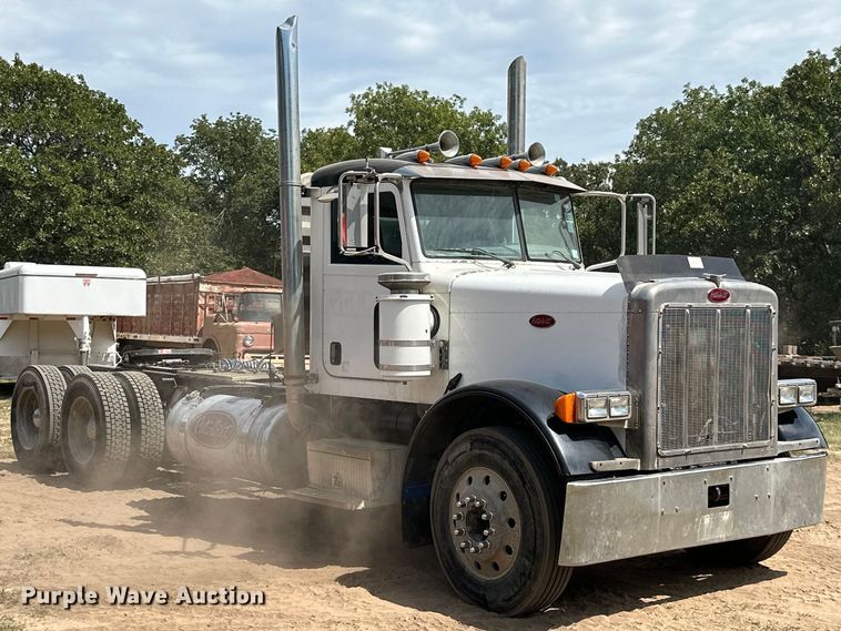 image for item ML9120 2006 Peterbilt 379  semi truck