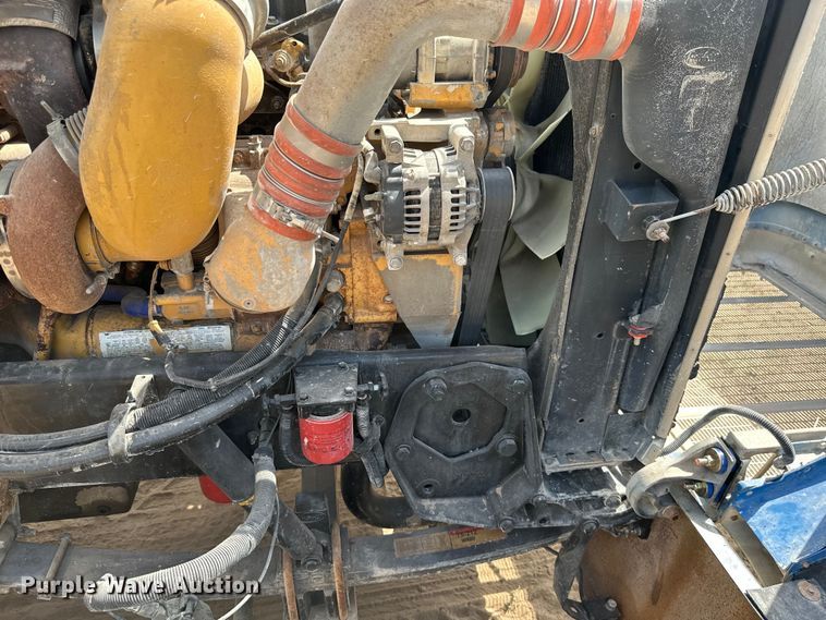 image for item ML9120 2006 Peterbilt 379  semi truck