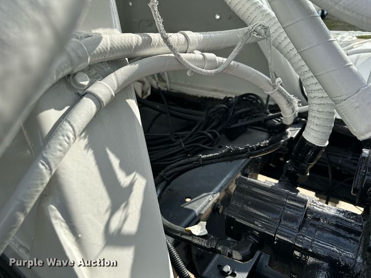 image for item MQ9323 2005 Peterbilt 357  ready mix truck