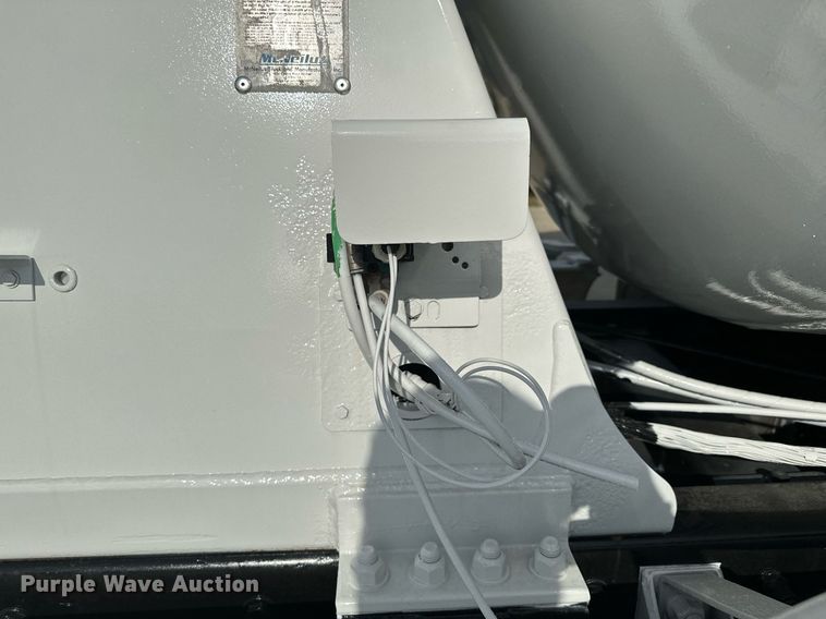 image for item MQ9323 2005 Peterbilt 357  ready mix truck