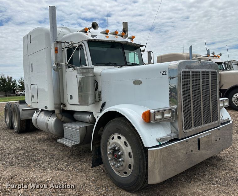 image for item NE9051 2000 Peterbilt 379  semi truck