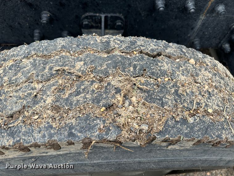 image for item NE9051 2000 Peterbilt 379  semi truck