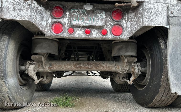 image for item NL9391 2009 Travis T/102  end dump trailer