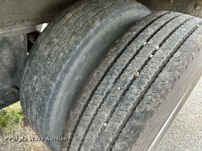 image for item NL9391 2009 Travis T/102  end dump trailer