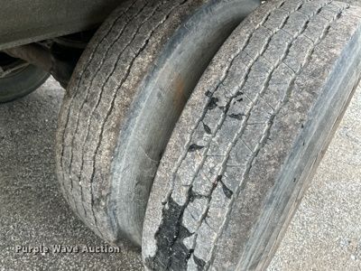 image for item NL9391 2009 Travis T/102  end dump trailer