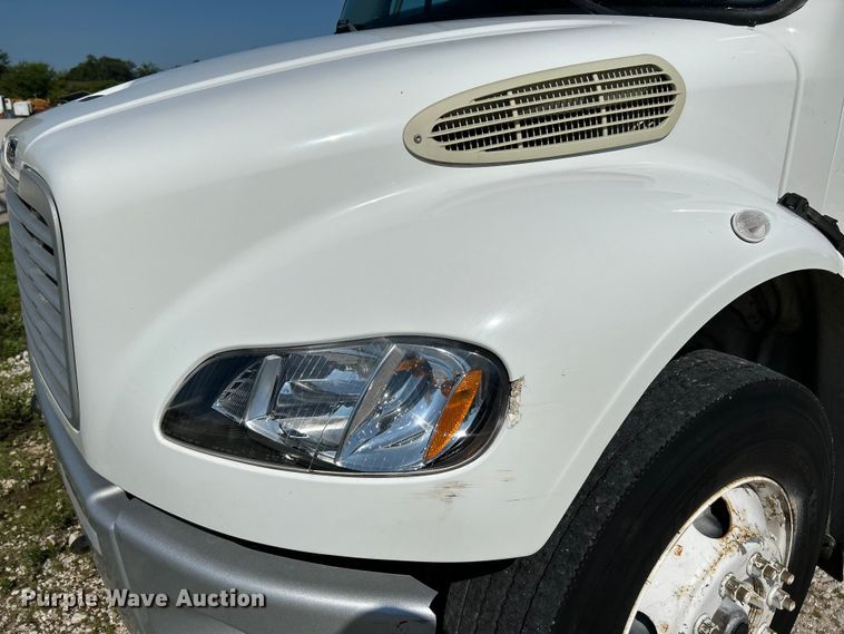 image for item NL9469 2014 Freightliner Business Class M2  box truck