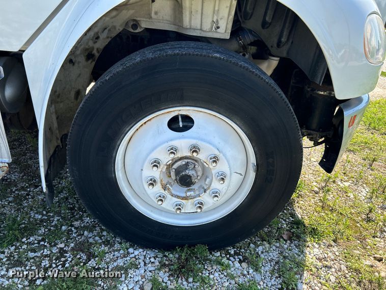 image for item NL9469 2014 Freightliner Business Class M2  box truck