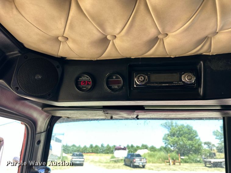 image for item NP9408 2007 Western Star 4900FA  glider kit semi truck