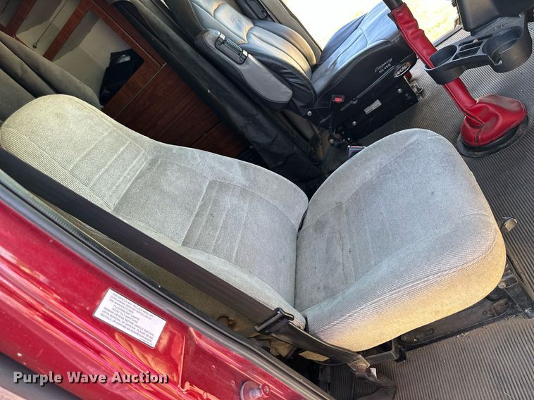 image for item NP9408 2007 Western Star 4900FA  glider kit semi truck