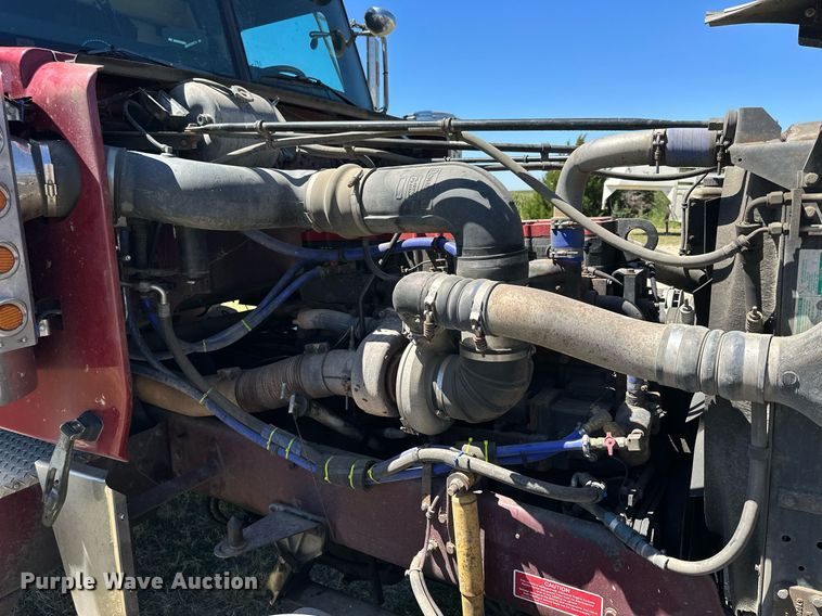 image for item NP9408 2007 Western Star 4900FA  glider kit semi truck