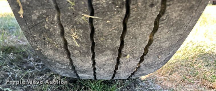 image for item NP9408 2007 Western Star 4900FA  glider kit semi truck