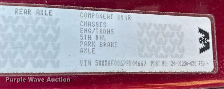 image for item NP9408 2007 Western Star 4900FA  glider kit semi truck