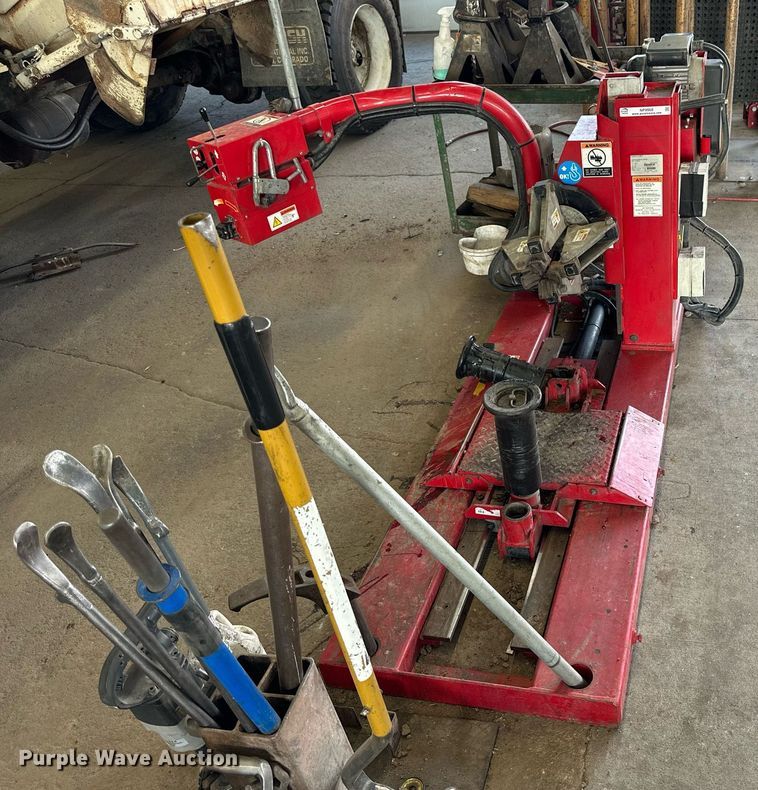 image for item NP9968 Hunter Engineering Company TCX625HD  tire machine