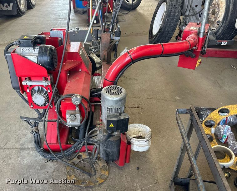 image for item NP9968 Hunter Engineering Company TCX625HD  tire machine