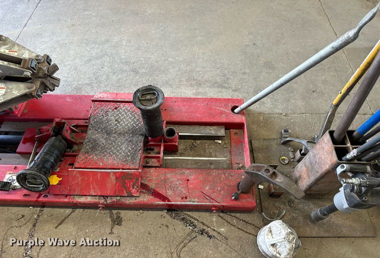 image for item NP9968 Hunter Engineering Company TCX625HD  tire machine